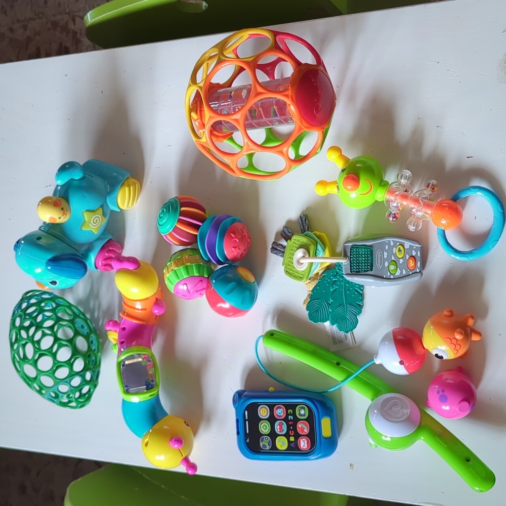 Toddler Toy Bundle of 14 Pieces